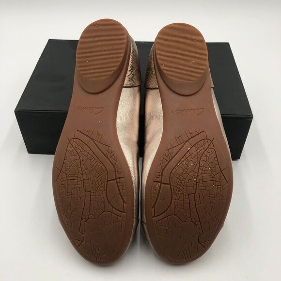 Clarks Artisan Rena Flats Women's Size 6.5 W Gold Metallic Cap toe - Picture 10 of 10